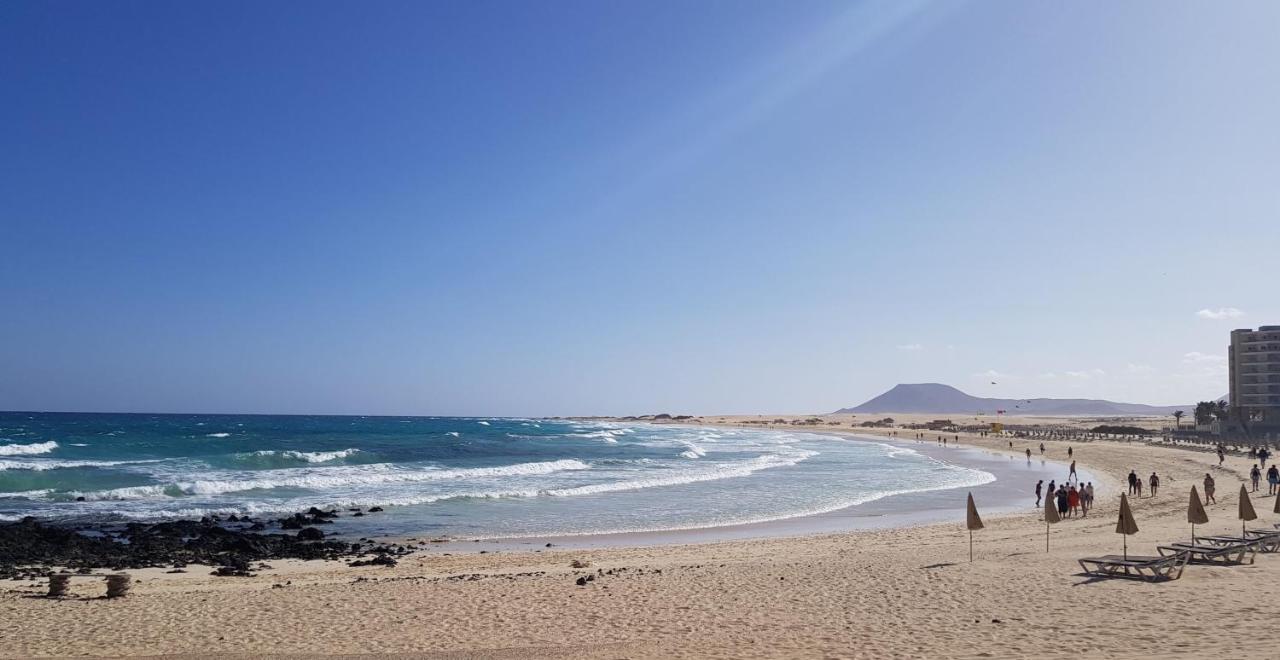 Tres Islas Apartment - 70 M2 Private Terrace Corralejo Exterior foto