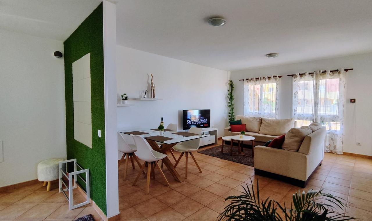 Tres Islas Apartment - 70 M2 Private Terrace Corralejo Exterior foto